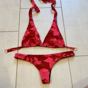 ACACIA SET Blake Top (s) and Ho’okipa Bottoms (m)